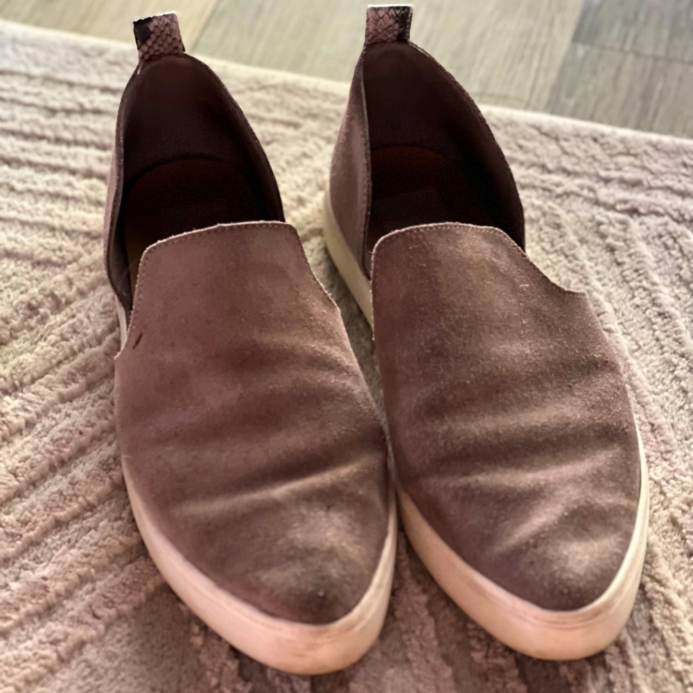 Dolce vita size 9 loafers